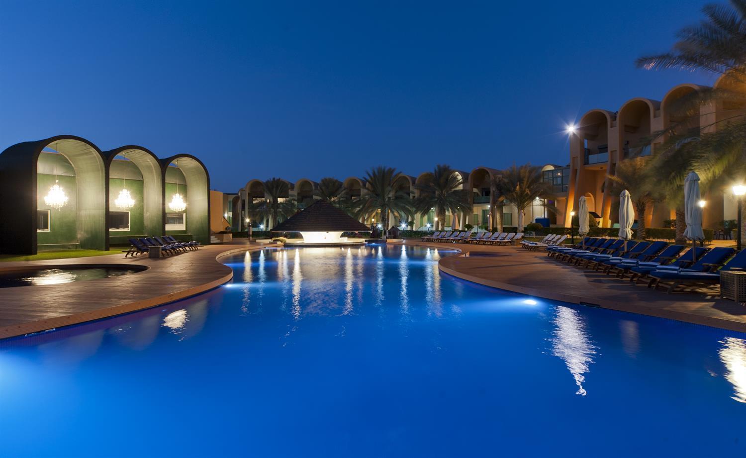 Golden Tulip Al Jazira Hotel & Resort Abu Dhabi Exterior photo