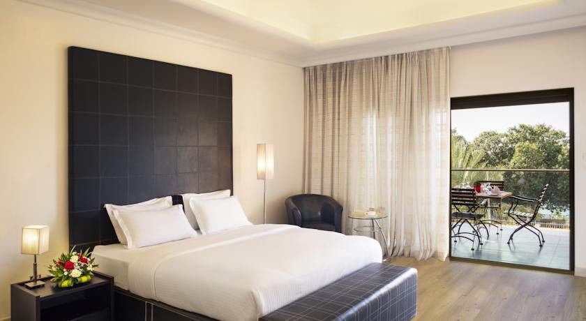 Golden Tulip Al Jazira Hotel & Resort Abu Dhabi Exterior photo