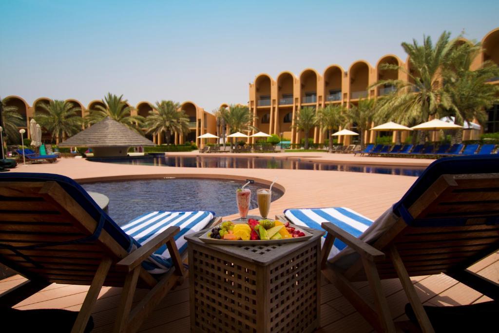 Golden Tulip Al Jazira Hotel & Resort Abu Dhabi Exterior photo